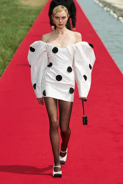 Look 26